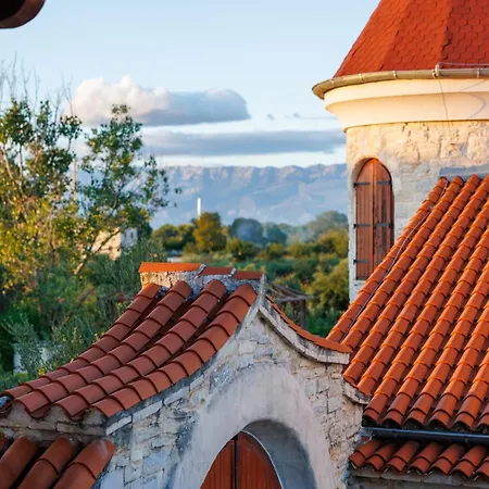 Nyaraló My Dalmatia - Authentic Granar With Private Heated Pool, Jacuzzi, Game And Sauna