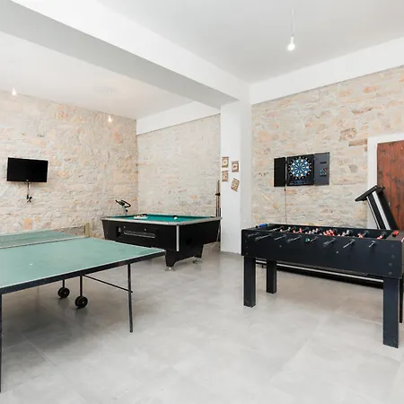 My Dalmatia - Authentic Granar With Private Heated Pool, Jacuzzi, Game And Sauna Nyaraló *